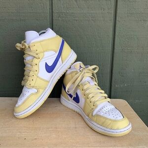 Women’s Size 6 M - Nike Jordan 1 Basketball Shoes White BQ6472-701